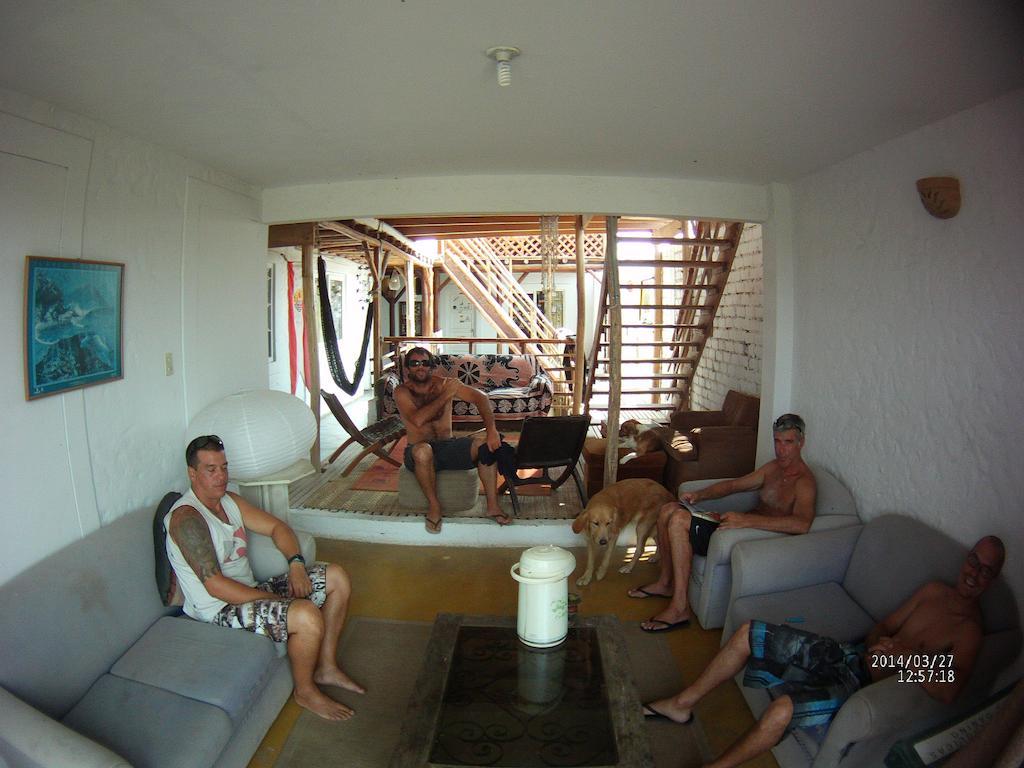 Tio Richi Surfcamp Hostel Punta Hermosa Exterior photo