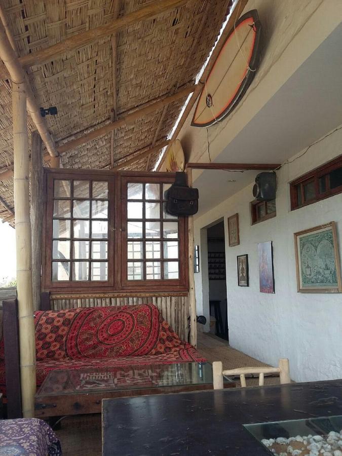Tio Richi Surfcamp Hostel Punta Hermosa Exterior photo