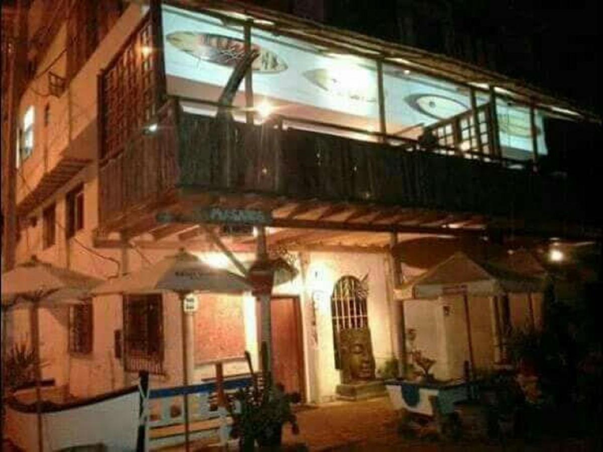 Tio Richi Surfcamp Hostel Punta Hermosa Exterior photo